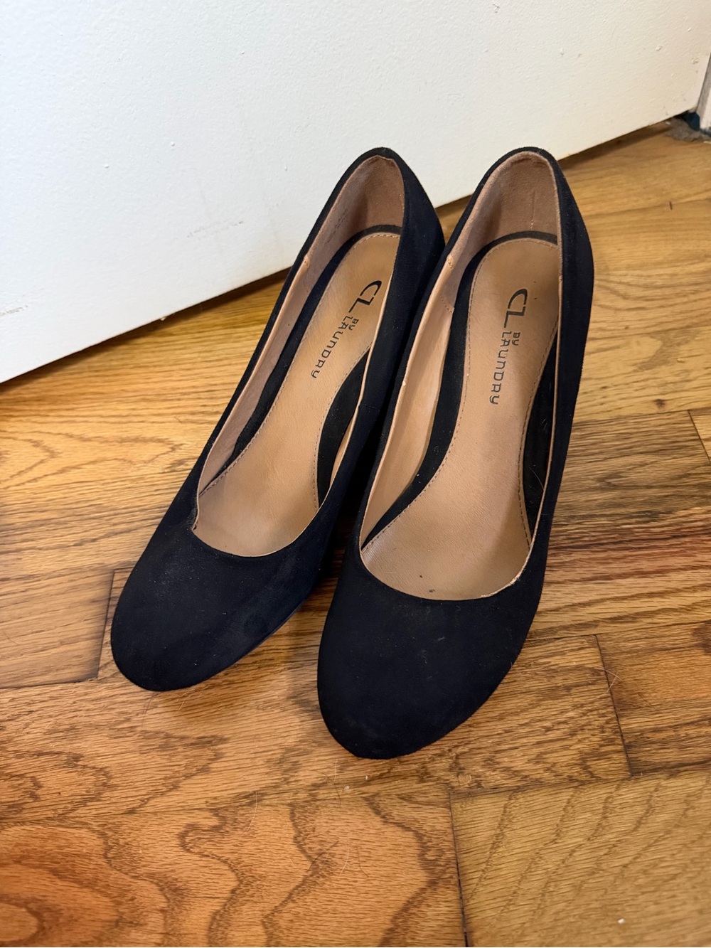 CL by Laundry Black Suede Wedges Size 8.5M